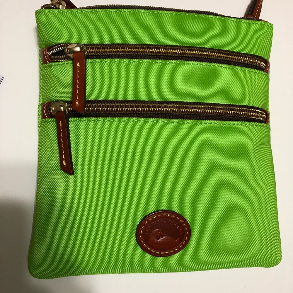 Dooney & Bourke North/South shoulder bag - Picture 2 of 8